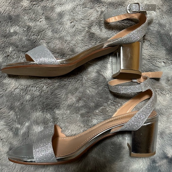 Dream Pairs Formal Heel - Picture 3 of 3